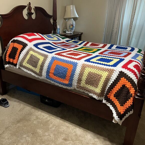Vtg Large Granny Square Crochet Afghan White Trim Full Queen 86" x 88" Handmade - Picture 3 of 5
